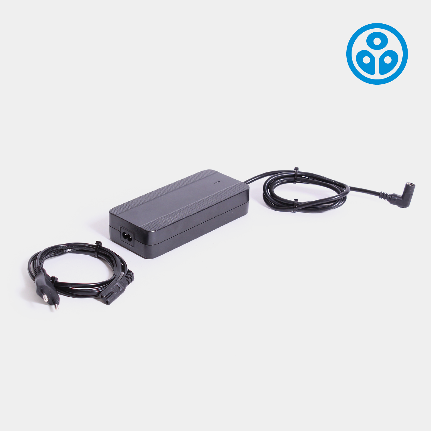 Ladegerät für enviado SOLID & RYDER